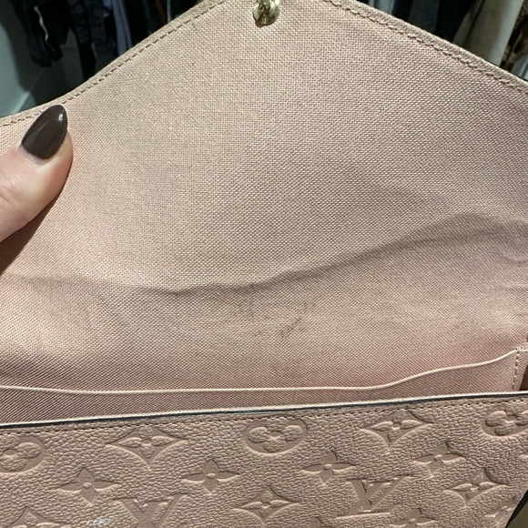 Louis Vuitton clutch - Picture 2 of 5